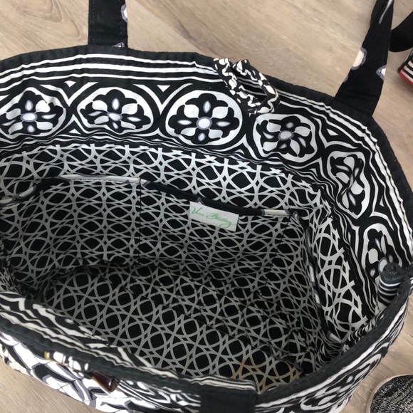 Vera Bradley black and white tote - Picture 2 of 2